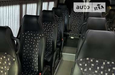 Приміський автобус Mercedes-Benz Sprinter 2013 в Дніпрі