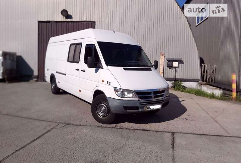 Вантажопасажирський фургон Mercedes-Benz Sprinter 2004 в Києві