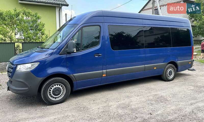 Микроавтобус Mercedes-Benz Sprinter 2020 в Корце