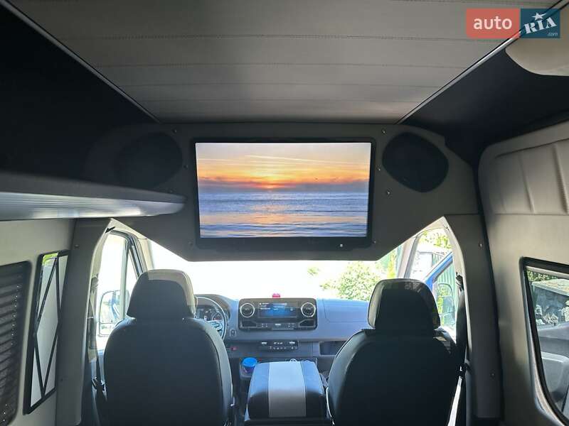 Микроавтобус Mercedes-Benz Sprinter 2020 в Корце