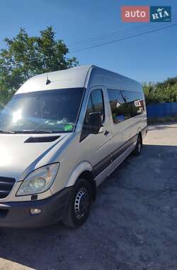 Туристический / Междугородний автобус Mercedes-Benz Sprinter 2012 в 