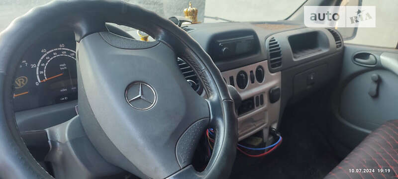 Грузовой фургон Mercedes-Benz Sprinter 2005 в Тернополе фото 5 Грузовой фургон Mercedes-Benz Sprinter 2005 в Тернополе