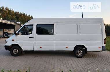 Грузопассажирский фургон Mercedes-Benz Sprinter 2004 в Львове