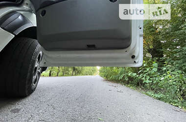 Вантажний фургон Mercedes-Benz Sprinter 2012 в 