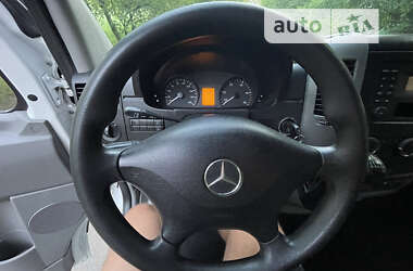 Вантажний фургон Mercedes-Benz Sprinter 2012 в 