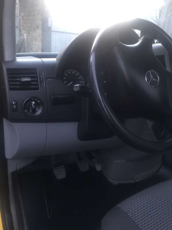 Тентований Mercedes-Benz Sprinter 2009 в Болехові