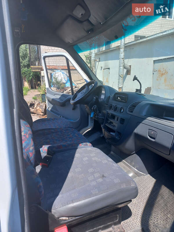 Микроавтобус Mercedes-Benz Sprinter 2005 в Фастове фото 4 Микроавтобус Mercedes-Benz Sprinter 2005 в Фастове