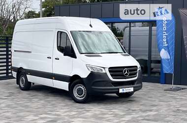 Вантажний фургон Mercedes-Benz Sprinter 2019 в Рівному