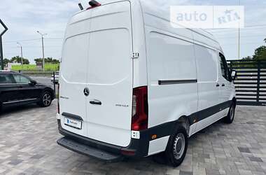 Вантажний фургон Mercedes-Benz Sprinter 2019 в Рівному