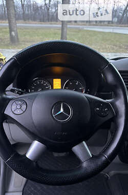 Грузовой фургон Mercedes-Benz Sprinter 2015 в 