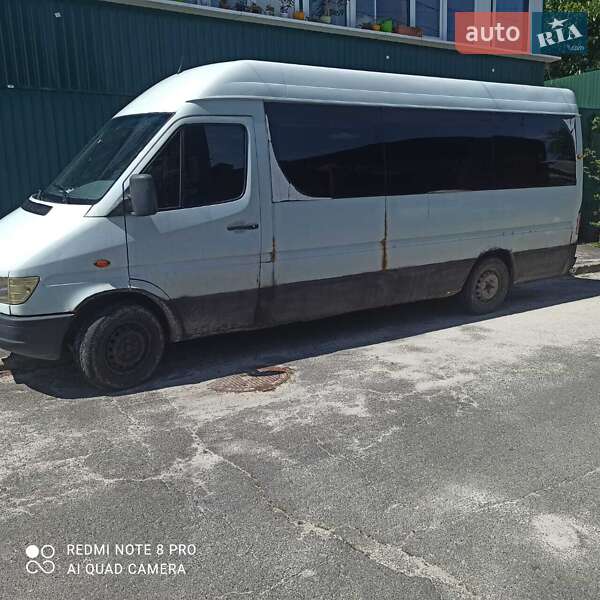 Микроавтобус Mercedes-Benz Sprinter 2000 в Киеве