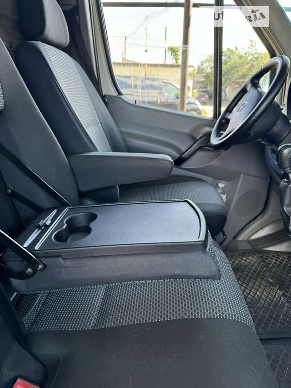 Грузовой фургон Mercedes-Benz Sprinter 2011 в Харькове