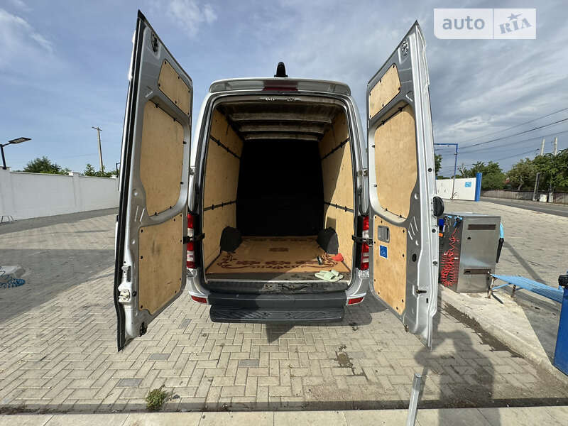 Вантажопасажирський фургон Mercedes-Benz Sprinter 2012 в Чернівцях