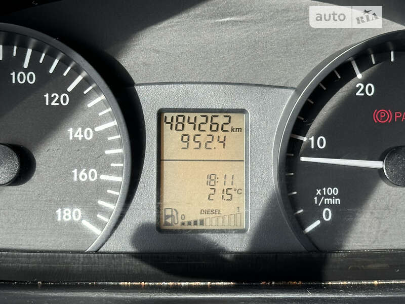 Вантажопасажирський фургон Mercedes-Benz Sprinter 2012 в Чернівцях