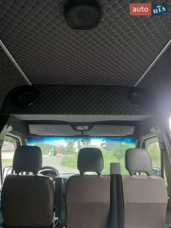 Мікроавтобус Mercedes-Benz Sprinter 2004 в Міжгір'ї