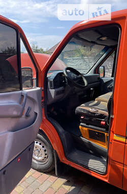 Для перевозки животных Mercedes-Benz Sprinter 1999 в 