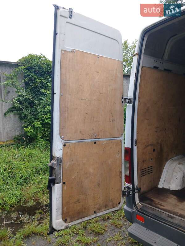 Грузовой фургон Mercedes-Benz Sprinter 2004 в Львове