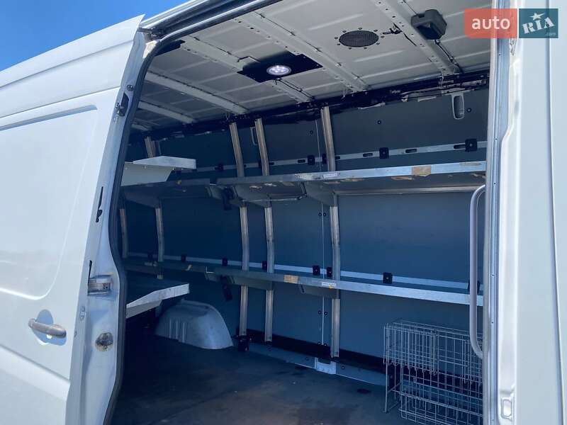 Вантажний фургон Mercedes-Benz Sprinter 2012 в Львові