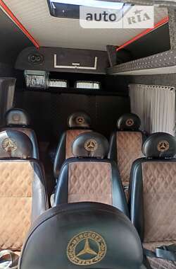 Другие грузовики Mercedes-Benz Sprinter 2005 в Городке