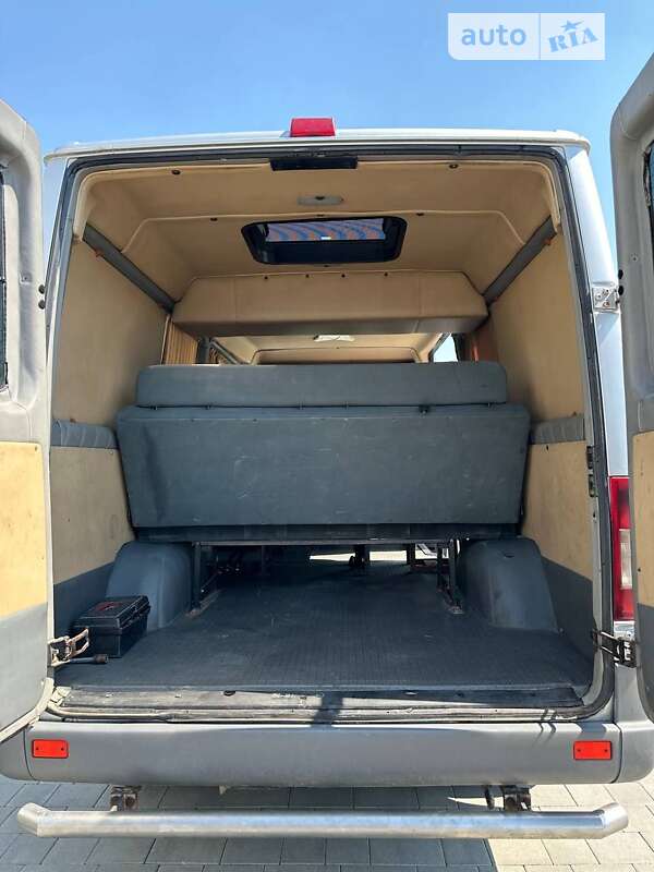Микроавтобус Mercedes-Benz Sprinter 2004 в Хмельницком фото 30 Микроавтобус Mercedes-Benz Sprinter 2004 в Хмельницком