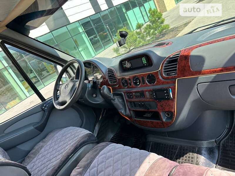 Микроавтобус Mercedes-Benz Sprinter 2004 в Хмельницком фото 15 Микроавтобус Mercedes-Benz Sprinter 2004 в Хмельницком
