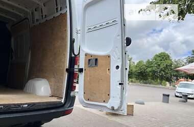 Грузовой фургон Mercedes-Benz Sprinter 2012 в 