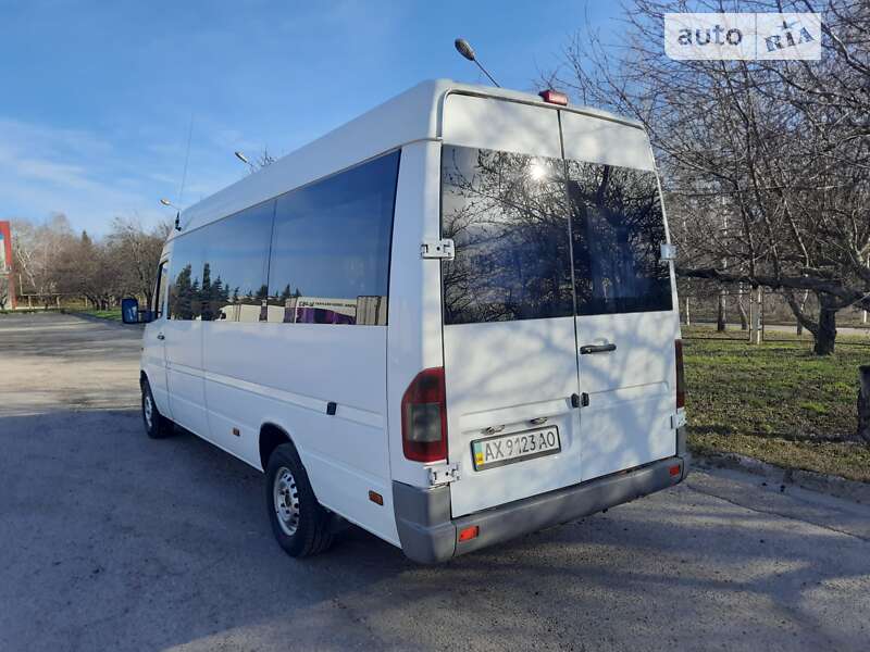 Приміський автобус Mercedes-Benz Sprinter 2003 в Харкові