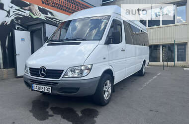 Мікроавтобус Mercedes-Benz Sprinter 2000 в Умані