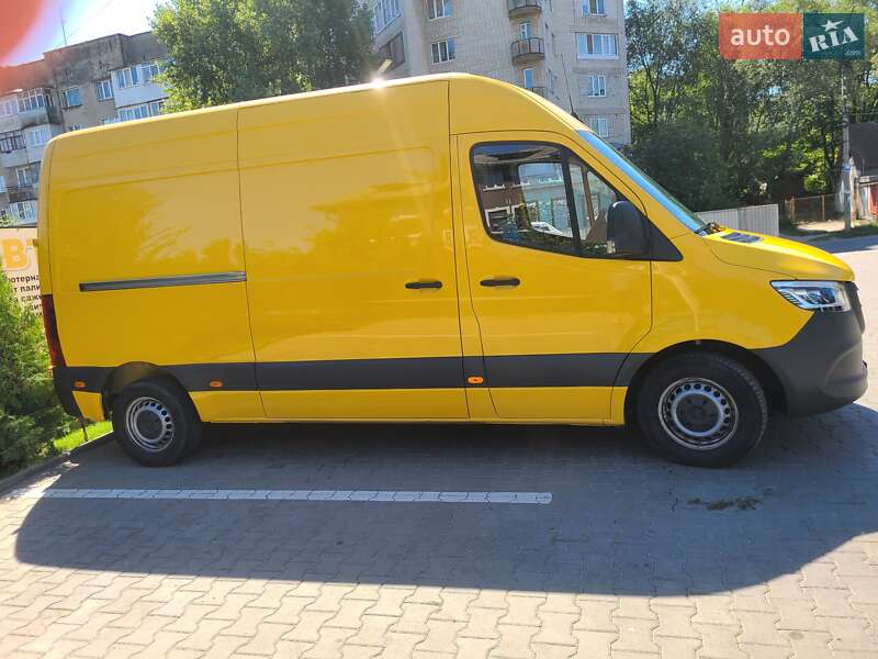 Вантажний фургон Mercedes-Benz Sprinter 2020 в Чернівцях