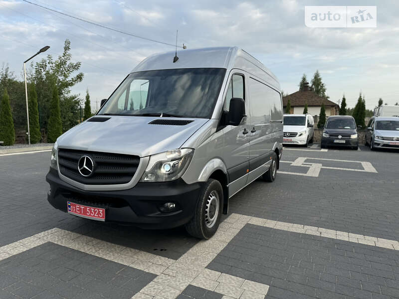 Вантажопасажирський фургон Mercedes-Benz Sprinter 2017 в Кременці