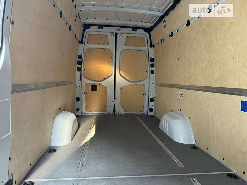 Грузовой фургон Mercedes-Benz Sprinter 2023 в Виннице