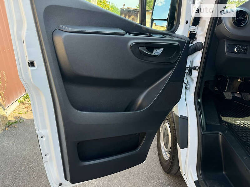 Грузовой фургон Mercedes-Benz Sprinter 2023 в Виннице