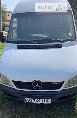 Микроавтобус Mercedes-Benz Sprinter 2000 в Тячеве