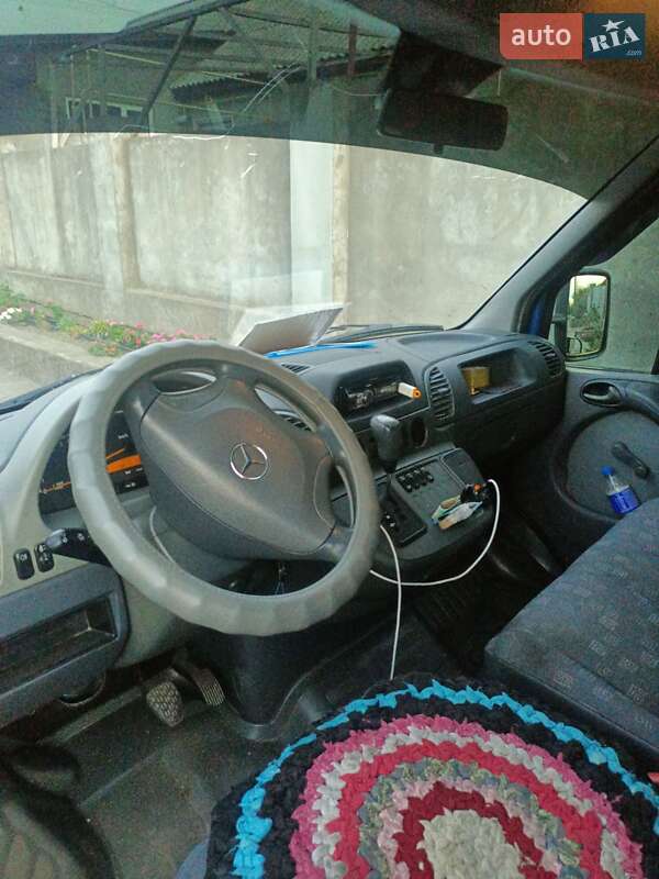 Микроавтобус Mercedes-Benz Sprinter 2003 в Овидиополе