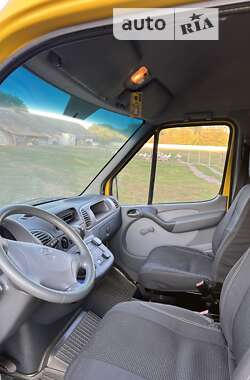 Вантажний фургон Mercedes-Benz Sprinter 2005 в Чернівцях