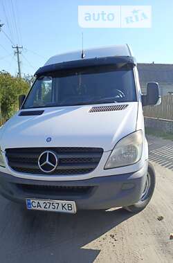 Грузовой фургон Mercedes-Benz Sprinter 2006 в Звенигородке