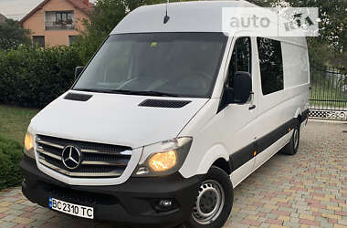 Вантажопасажирський фургон Mercedes-Benz Sprinter 2016 в Стрию