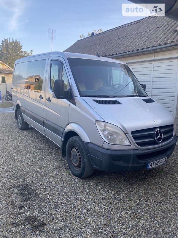 Грузопассажирский фургон Mercedes-Benz Sprinter 2008 в Снятине