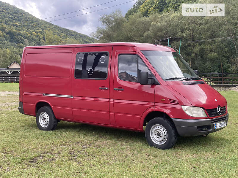 Mercedes-Benz Sprinter 2004