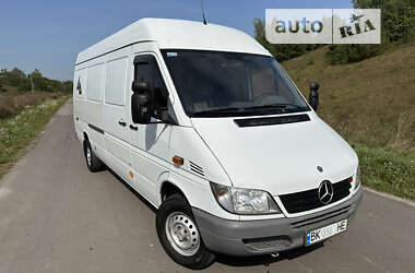 Грузовой фургон Mercedes-Benz Sprinter 2004 в Ровно