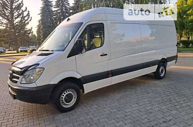 Грузовой фургон Mercedes-Benz Sprinter 2012 в Черновцах