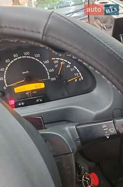 Микроавтобус Mercedes-Benz Sprinter 2005 в 