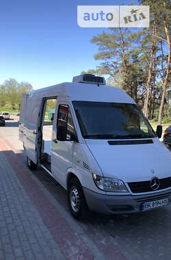 Вантажний фургон Mercedes-Benz Sprinter 2006 в Вараші