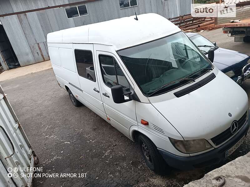 Грузовой фургон Mercedes-Benz Sprinter 2004 в Овидиополе