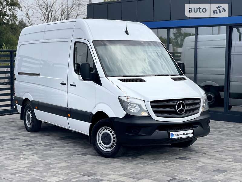 Mercedes-Benz Sprinter 2013