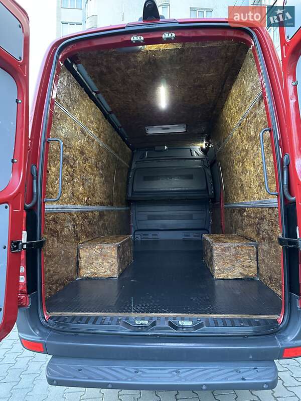 Грузовой фургон Mercedes-Benz Sprinter 2017 в Хмельницком