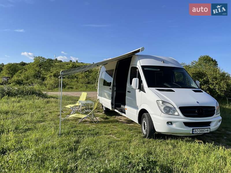 Дом на колесах Mercedes-Benz Sprinter 2011 в Ужгороде