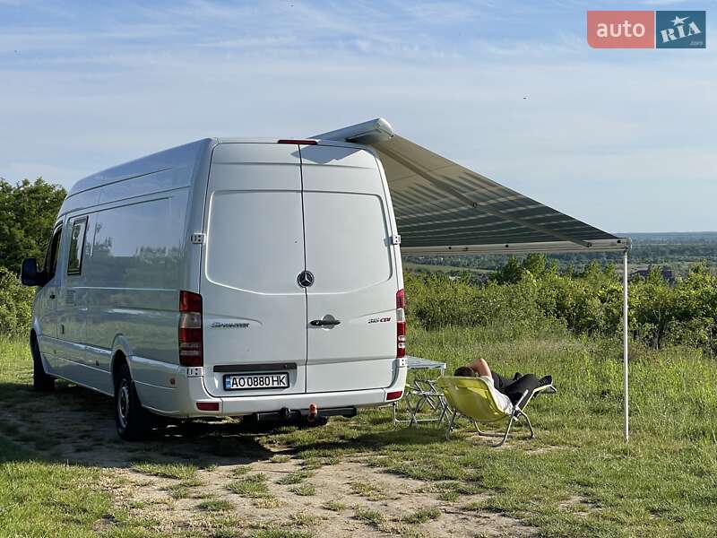 Дом на колесах Mercedes-Benz Sprinter 2011 в Ужгороде