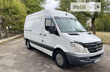 Вантажний фургон Mercedes-Benz Sprinter 2012 в Первомайську