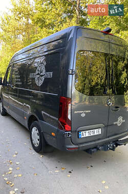 Грузовой фургон Mercedes-Benz Sprinter 2022 в 